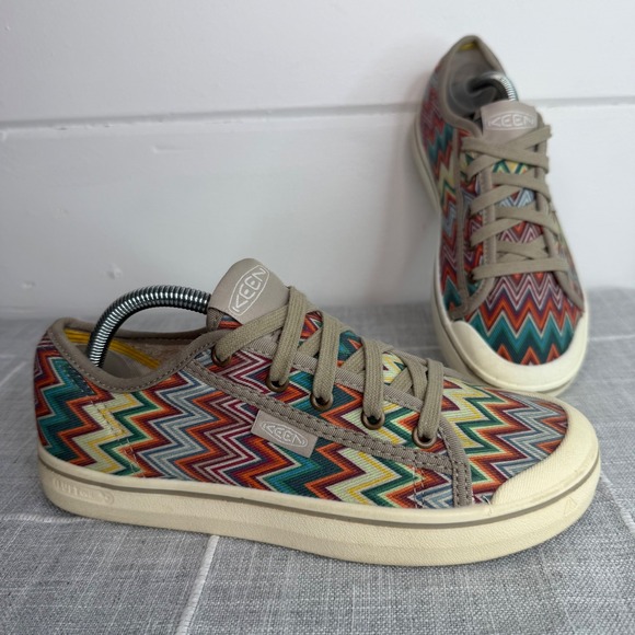 Keen Shoes - Keen Women's 7.5 Elsa Lite Shoe Multicolor ZigZag Sneakers Colorful Shoes‎